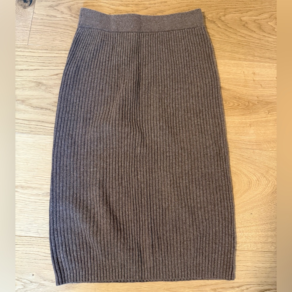 GAP Brown Ribbed Pencil Skirt
